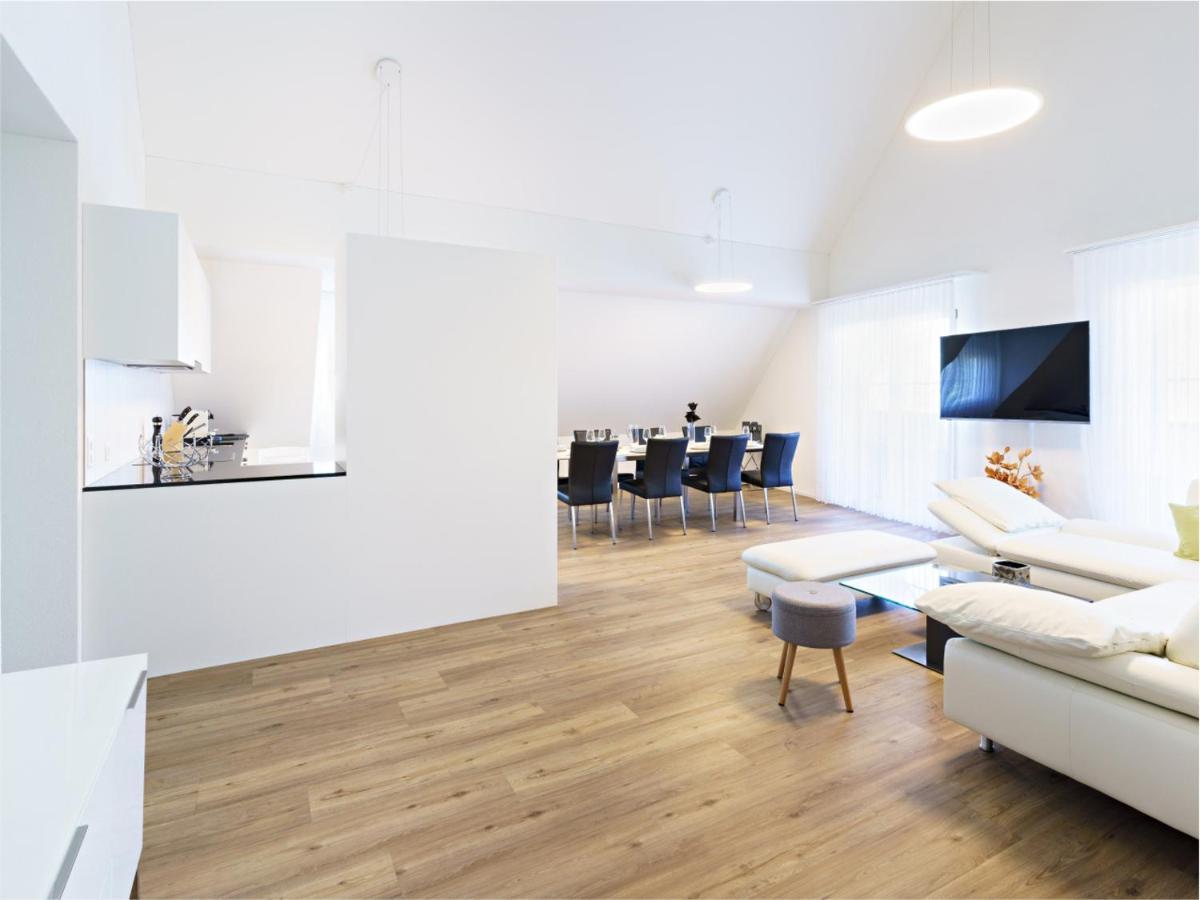 Exklusive 4.5 Zimmer Wohnung Fuer Familien Und Business Eschenz Kültér fotó